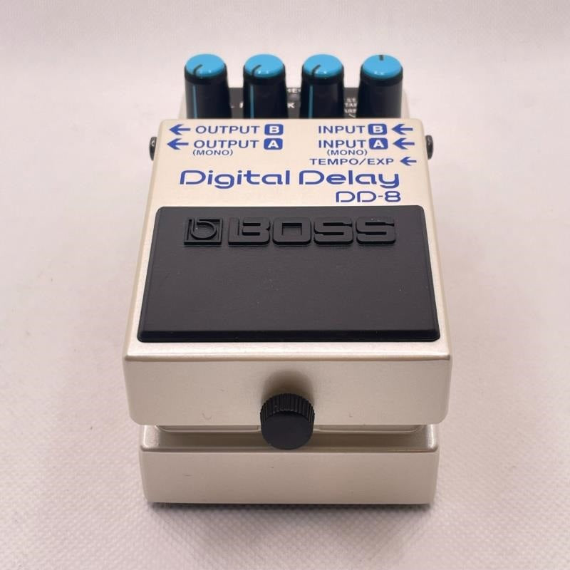 USED_Used_DD-8_06