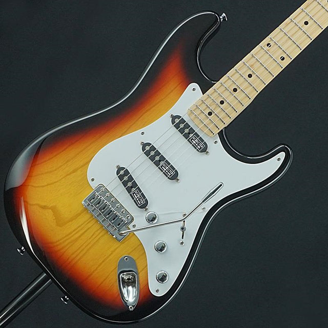 USED_​​TR-ST-250_(3Tone_Sunburst)_Schecter_01