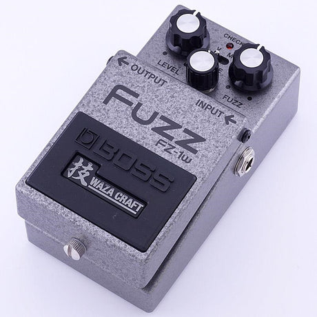 USED_​​FZ-1W_Fuzz_Boss_01