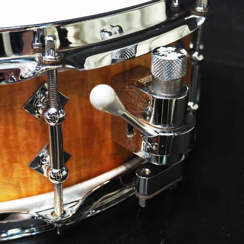 USED_​​Custom_Shop_Solid_Curly_Maple_Shell_Snare_Drum_14x4_5_[Manufactured_in_2015___Includes_Craviotto_logo_case]_06