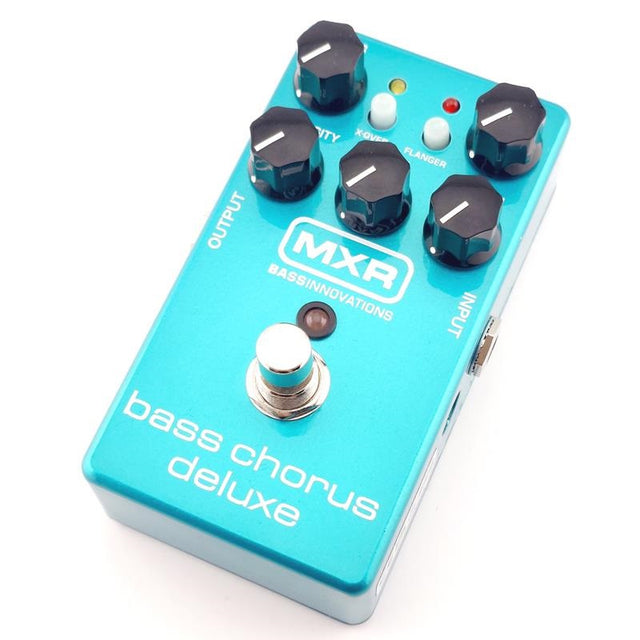 USED_M83_Bass_Chorus_Deluxe_01