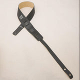 [Domestic_Genuine_Leather_Strap]_SHRINK_(White)___SLIM___M-Size_(Tail_strap_for_acoustic-electric_guitars)_02