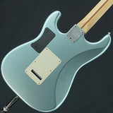 USED_​​American_Deluxe_Stratocaster_Plus_Mod__(Mystic_Ice_Blue_Maple)_[SN_US12128739]_Fender_02
