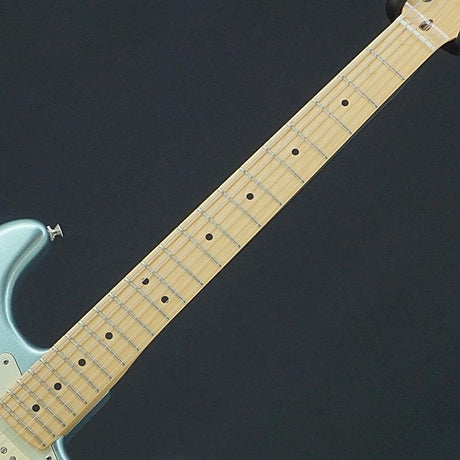 USED_​​American_Deluxe_Stratocaster_Plus_Mod__(Mystic_Ice_Blue_Maple)_[SN_US12128739]_Fender_05