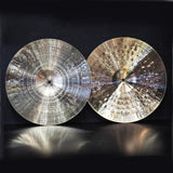 USED_​​Signature_The_Paiste_Line_Dark_Crisp_HiHat_14_pair_[Top_892g_Bottom_1482g]_02