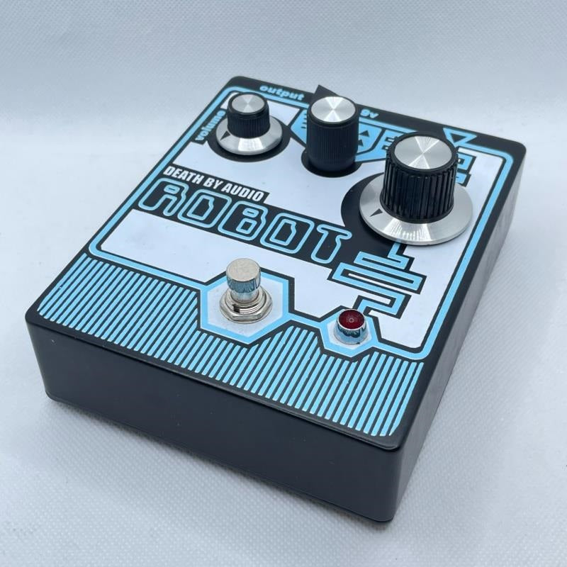 USED_​​ROBOT_01