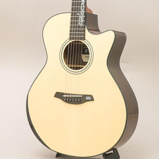 FG02_[UK_(MOROHA)_Signature_Model]_#140916_Furch_01