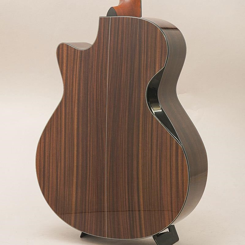 FG02_[UK_(MOROHA)_Signature_Model]_#140916_Furch_02