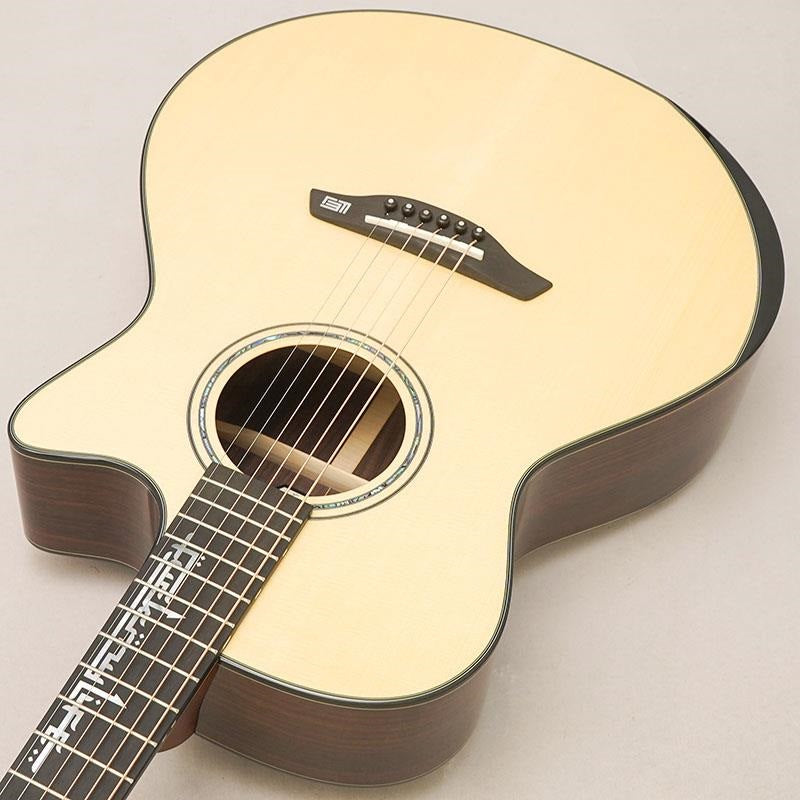 FG02_[UK_(MOROHA)_Signature_Model]_#140916_Furch_05