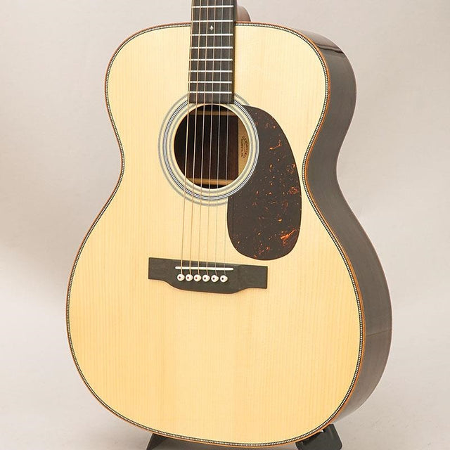 USED_​​CTM_000-28_Adironduck_Spruce_Martin_01