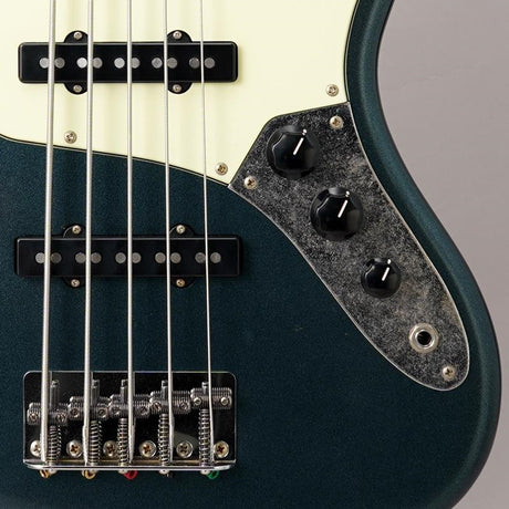 Trad_Master_Series_Beta_J5_(Old_Teal_Green_Metallic_Light_Aged)_09