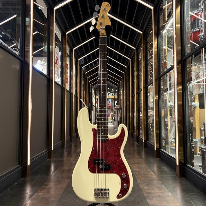 Trad_Master_Series_Beta_P4_(Olympic_White_Light_Aged)_02