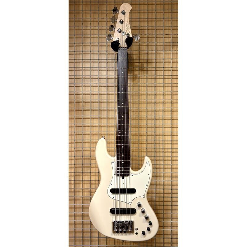 XJ-1T_5st_(Vintage_White_Alder_R)_02