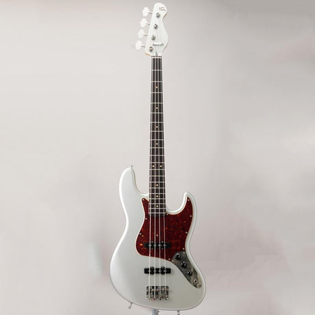 Trad_Master_Series_Beta_J4_(Inca_Silver_Light_Aged)_02