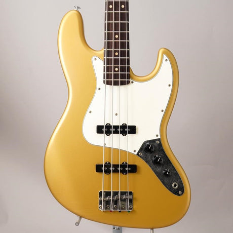 Beta_J4_Trad_Master_(Shoreline_Gold_Light_Aged)_01