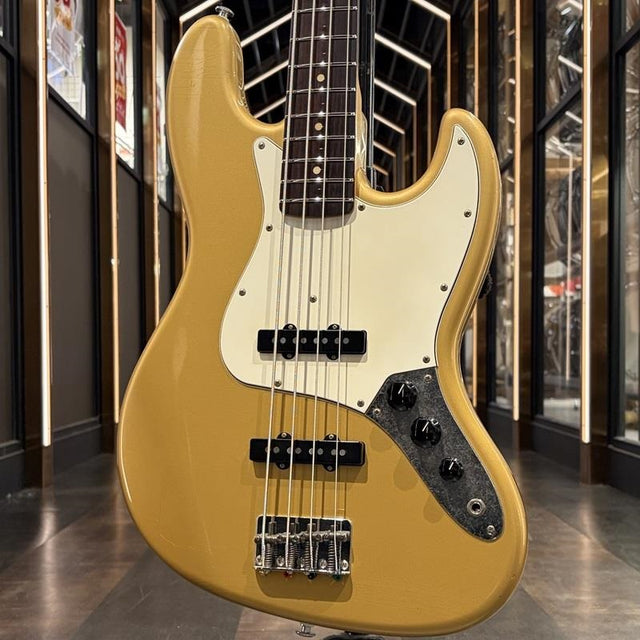 Beta_J4_Trad_Master_(Shoreline_Gold_Light_Aged)_01
