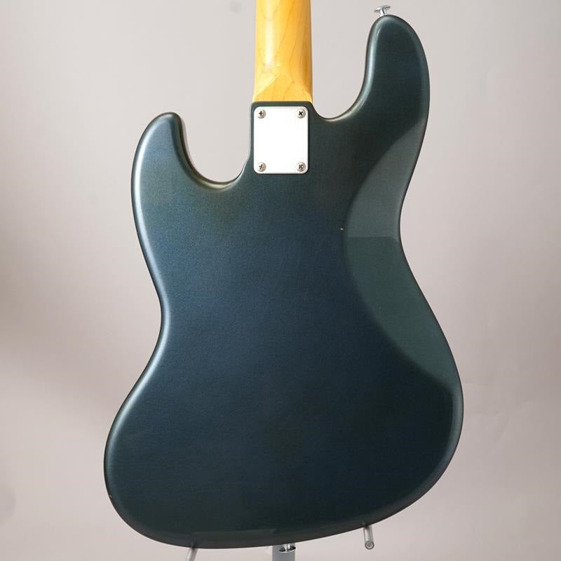 Trad_Master_Series_Beta_J4_(Old_Lake_Placid_Blue_Light_Aged)_03