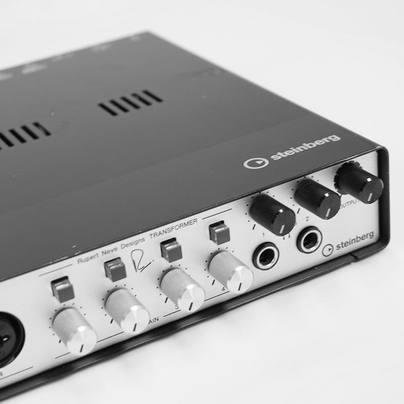 USED_​​UR-RT4_(Steinberg)_(Audio_Interface)_(Rupert_Neve)_03