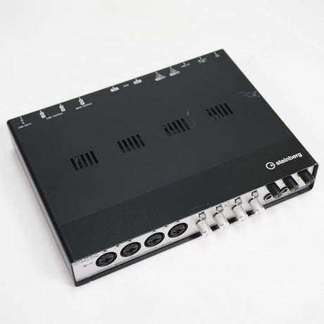 USED_​​UR-RT4_(Steinberg)_(Audio_Interface)_(Rupert_Neve)_04