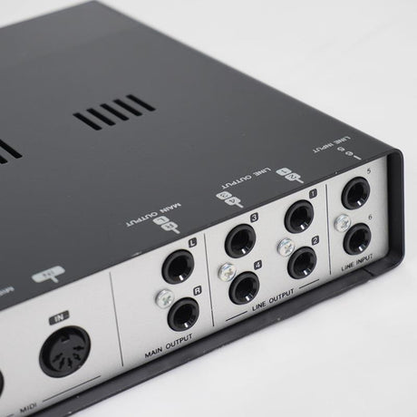 USED_​​UR-RT4_(Steinberg)_(Audio_Interface)_(Rupert_Neve)_07