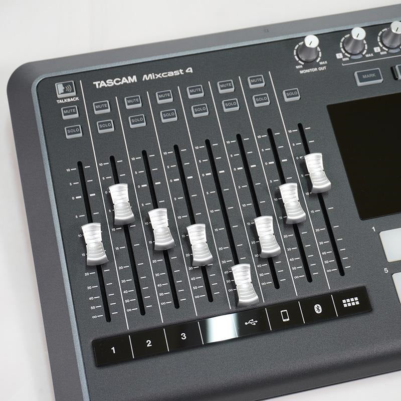 USED_​​Mixcast_4_(Podcast_Mixer)_(USB_Audio_Interface)_(Streaming)_02