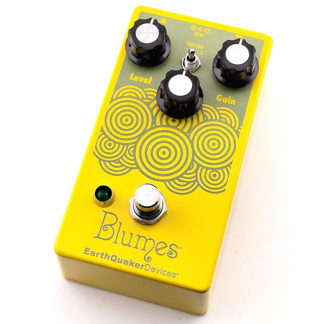 USED_​​Blumes_01