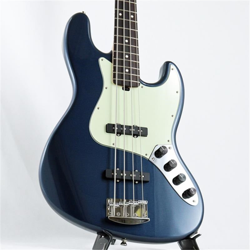 Hermes_Series_R70-4_(Dark_Lake_Placid_Blue)_03