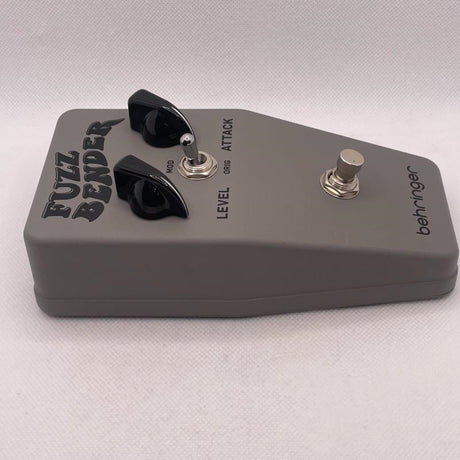 USED_​​Fuzz_Bender_04