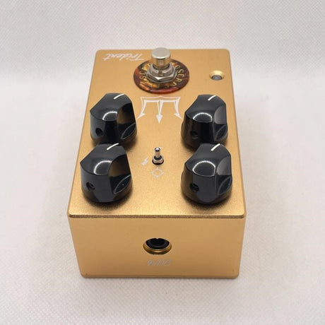 USED_​​Trident_Limited_GOLD_05