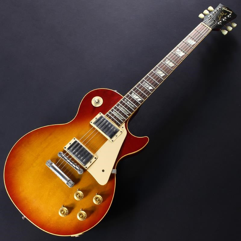USED_​​Les_Paul_Classic_(Heritage_Cherry_Sunburst)_02