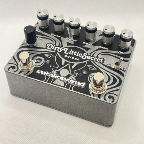 USED_​​Dirty_Little_Secret_Deluxe_01
