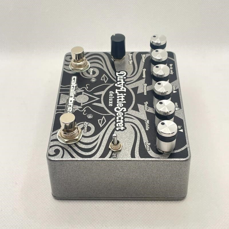 USED_​​Dirty_Little_Secret_Deluxe_03