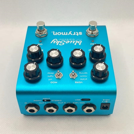 USED_​​Blue_Sky_V2_05