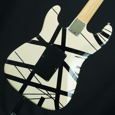 USED_​​Striped_Series(White_with_Black_Stripes)[SN_EVH1700554]_02