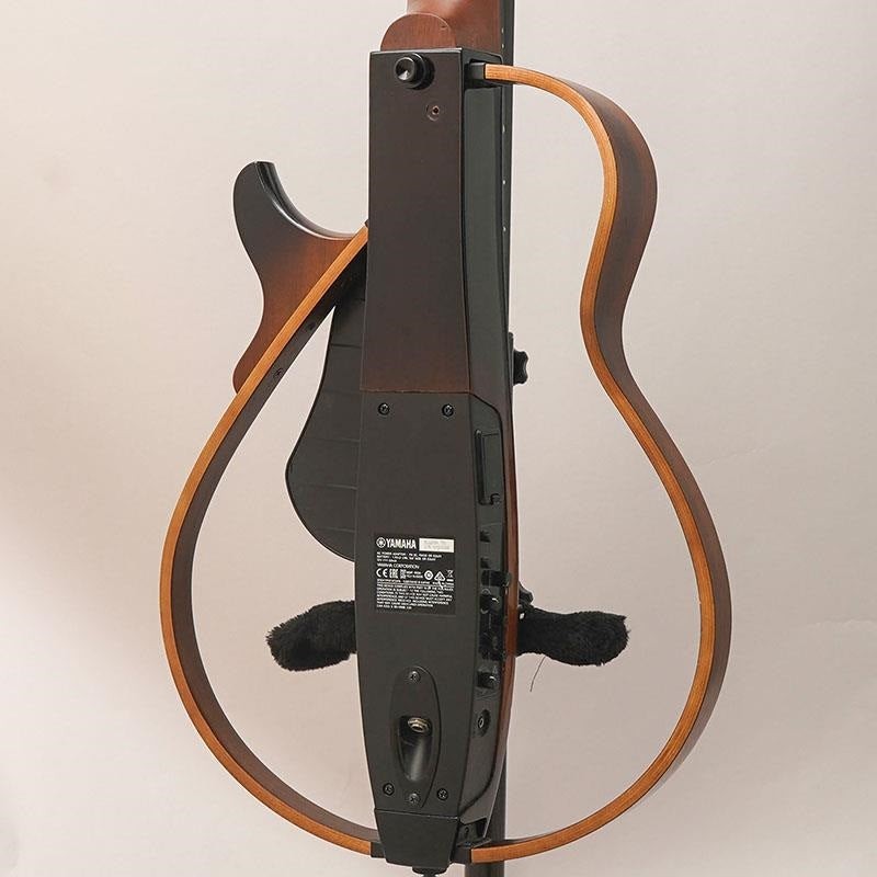USED_​​Yamaha_SLG200N_02
