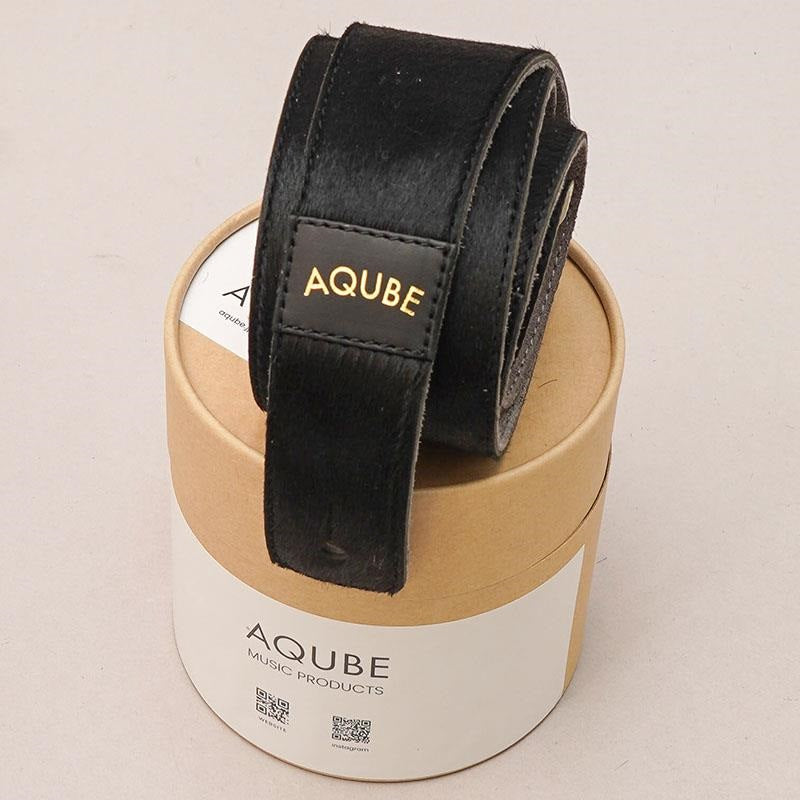 [Domestic_Genuine_Leather_Strap]_COW_HAIR_(Black)___SLIM___M-Size_(Tail_Strap_for_Acoustic-Electric_Guitars)_05