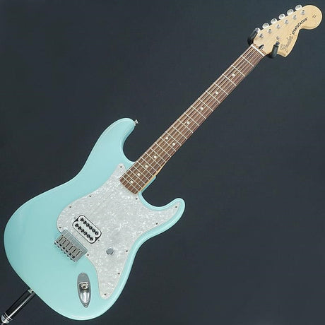 USED_​​Limited_Edition_Tom_Delonge_Stratocaster_(Daphne_Blue)_[SN_MX23041315]_Fender_03
