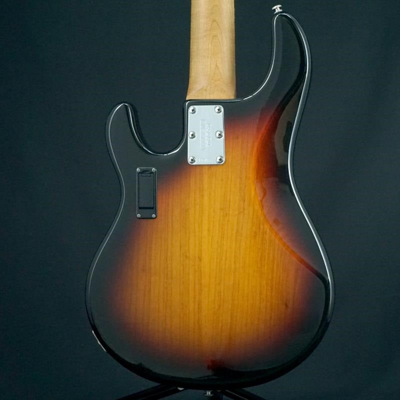 USED_​​Stingray5_(BLK_R)_02