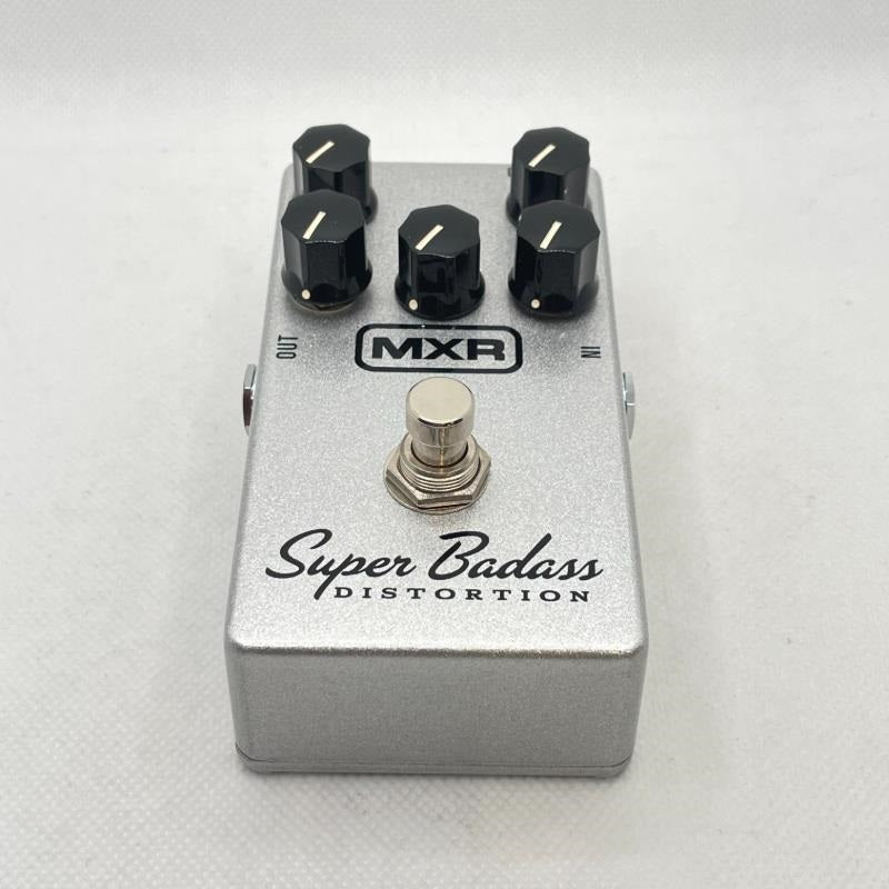 USED_​​Super_Badass_Distortion_06