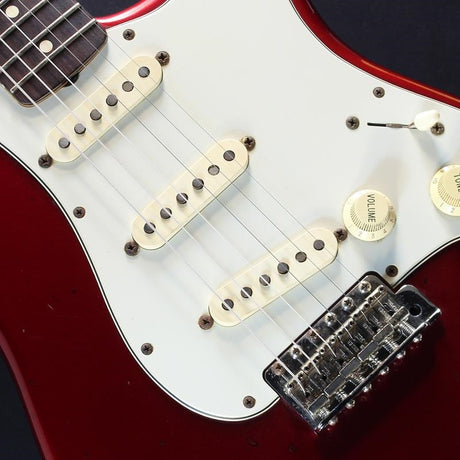 USED_​​1960_Stratocaster_(Candy_Apple_Red)_04
