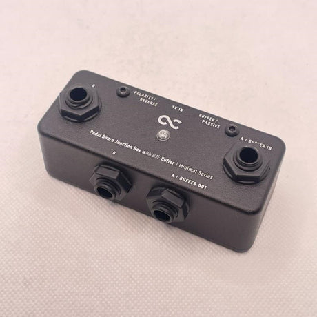 USED_​​Pedal_Board_Junction_Box_01