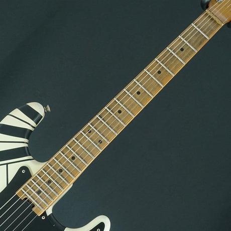 USED_​​EVH_Striped_Series_'78_Eruption_[SN_EVH2116855]_05