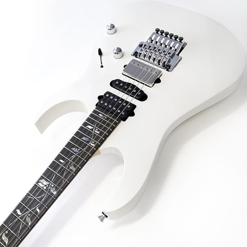j_custom_RGR8270-WS_(White_Moonstone)_SN_F2613343_06