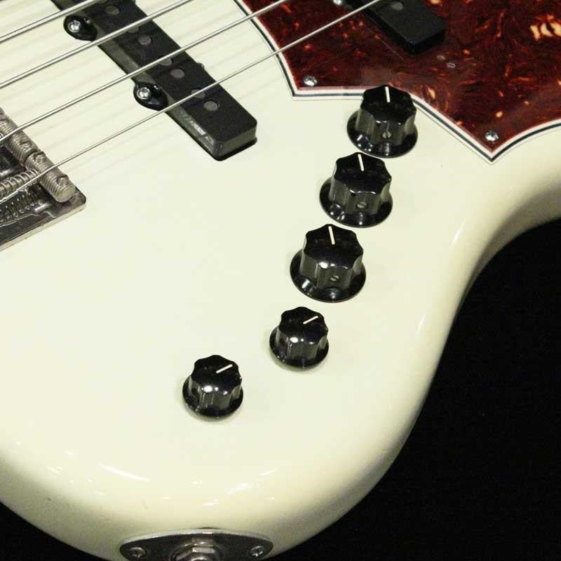 USED_​​LG5_Classic_Supreme_(White)_'14_05