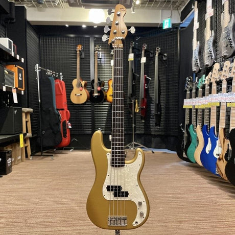 Trad_Master_Series_Beta_P5_(Shoreline_Gold_Light_Aged)_02