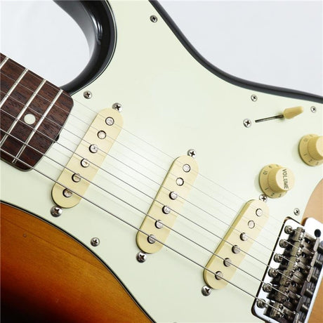 USED_​​Fender_ST62-70TX_(3-Tone_Sunburst)_[SN_Q050775]_08