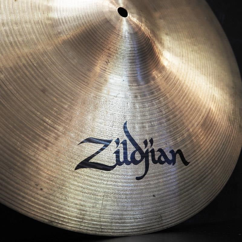 USED_​​80s_A_Zildjian_Medium_Crash_18_[1622g]_05