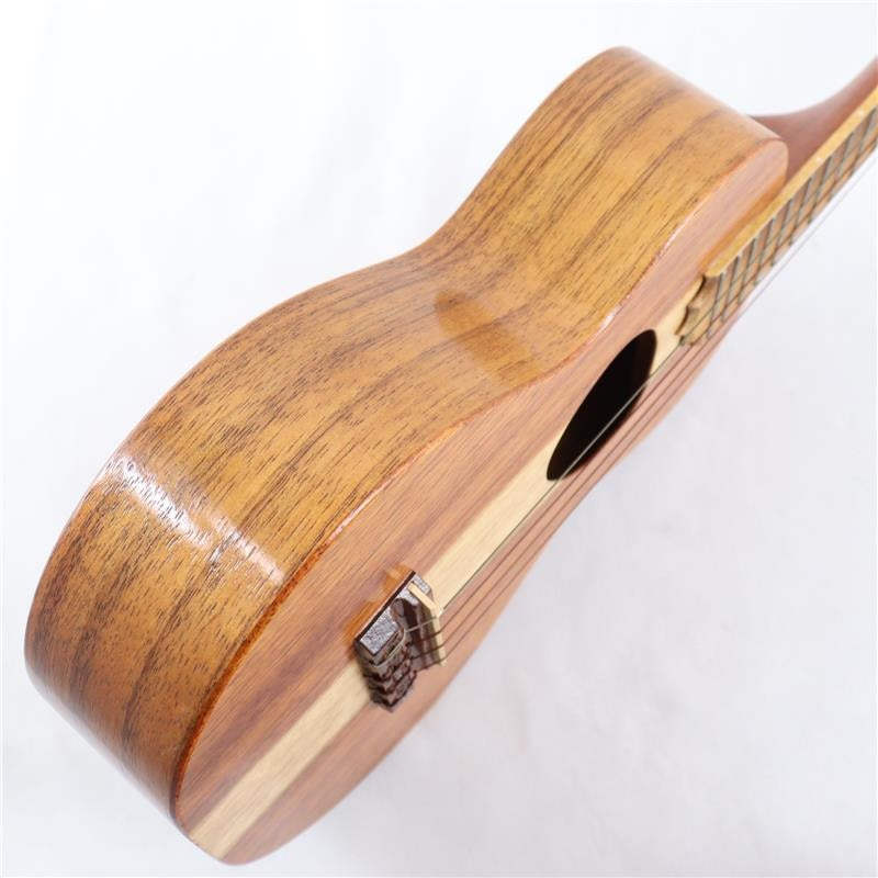 USED_​​KCM-00_Concert_(2014_model)_KoAloha_09