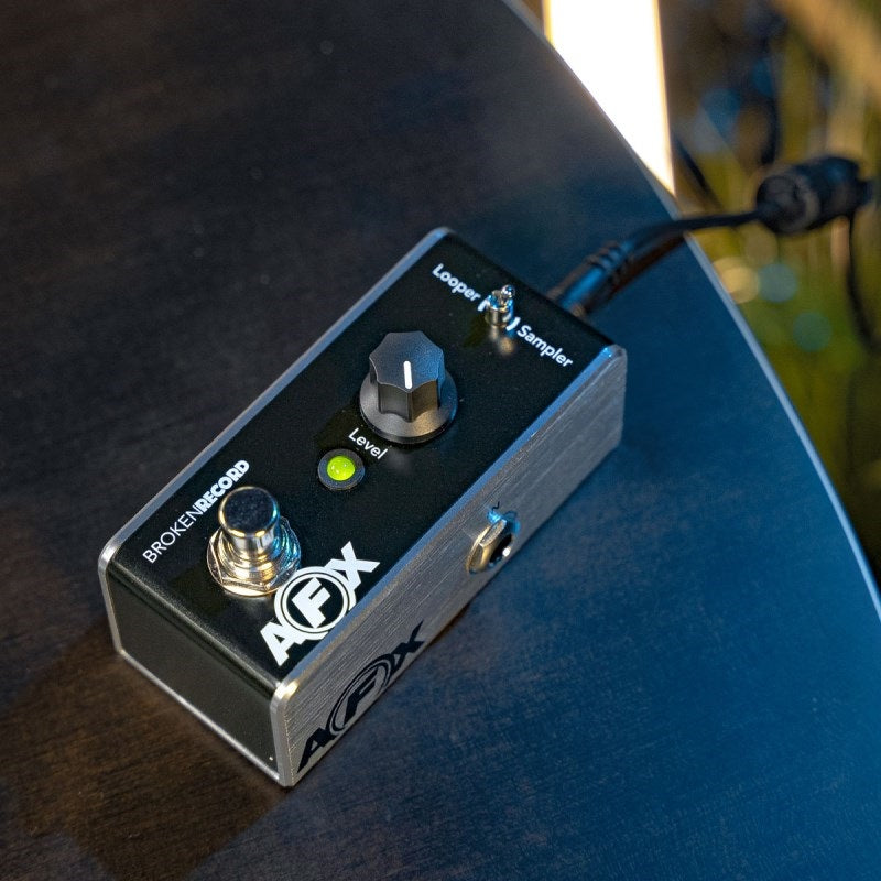 AFX_BROKEN_RECORD_MINI_LOOPER_SAMPLER_[PRO-AFX-LP2]_Fishman_07