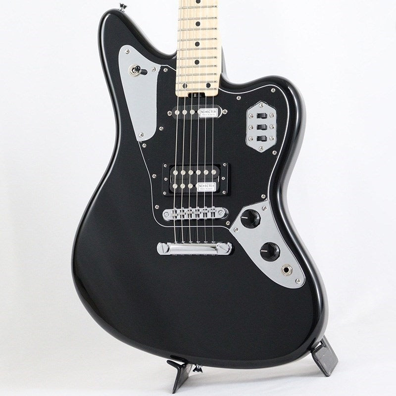 AR-06_(Black_Maple)_01